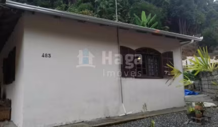 Casa a venda no bairro Azambuja em Brusque/SC