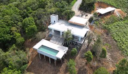 Casa alto padrão à venda em Canelinha/SC