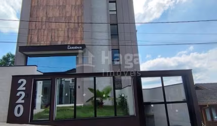 Apartamento à venda no bairro Azambuja em Brusque/SC