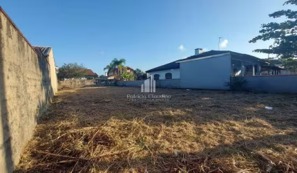 Terreno com área total de 360m² na Barra do Saí á 400 metros da praia
