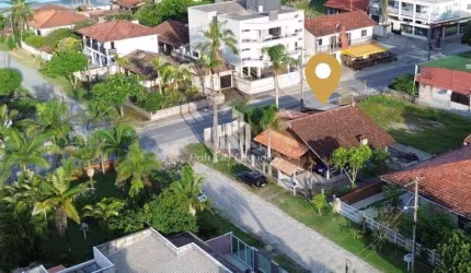 Terreno de esquina em local privilegiado.