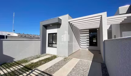 Excelente Casa Com 03 Dormitórios (01 Suíte) Á 200 Metros da praia.