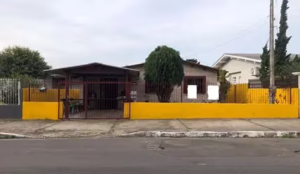 Casa com 4 quartos à venda na Glória, Osório  por R$ 550.000