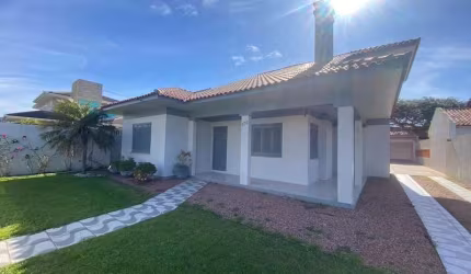 Casa com 3 quartos à venda no Centro, Tramandaí  por R$ 1.200.000