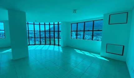 Sala comercial à venda no Centro, Osório  por R$ 400.000