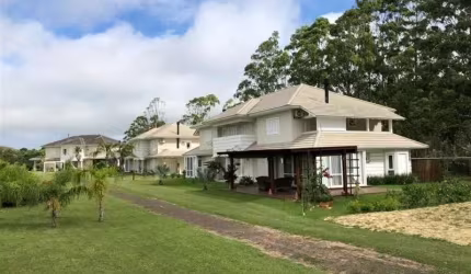 Casa em condomínio fechado com 2 quartos à venda no Palmital, Osório  por R$ 520.000