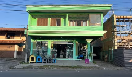 Prédio comercial e residencial