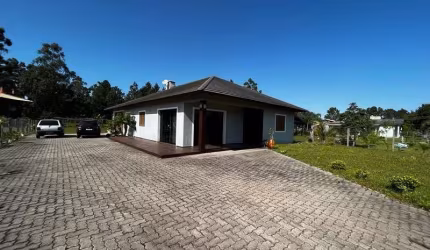 Casa em condomínio fechado com 3 quartos à venda no Palmital, Osório  por R$ 850.000