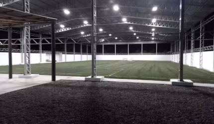 Pavilhão comercial