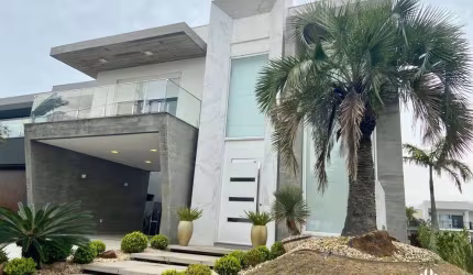Linda Casa em Condomínio Mobiliada e Decorada em Capão da Canoa - Imperdível!