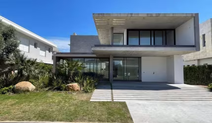 Casa em Condomínio à venda em Xangri-lá - Condomínio Playa Vista