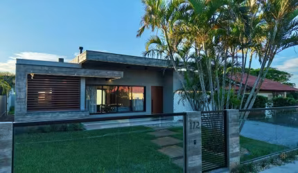 Casa com 5 quartos à venda na R. Panapana, 172, Atlântida, Xangri-Lá por R$ 2.440.000