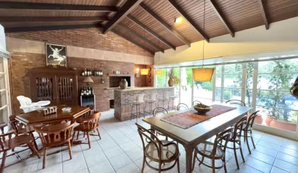 Casa em condomínio fechado com 3 quartos à venda na Rua Paralelo Norte, 868, Atlântida, Xangri-Lá por R$ 2.700.000