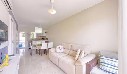 Casa em condomínio fechado com 3 quartos à venda na Avenida Central, 1001, Noiva Do Mar, Xangri-Lá por R$ 730.000