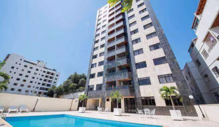 Ótimo apto com 3/4 com 01 suíte, 1 banheiro social,sala de estar e jantar, 2 vagas de garagem, 2 elevadores, dependência de empregada com 1 banheiro,