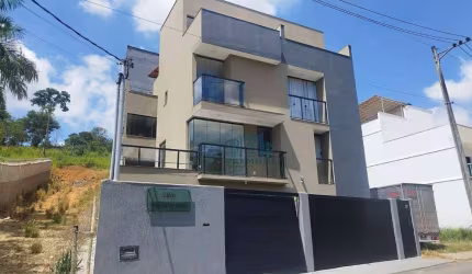 Apartamento 2 Quartos, Área Externa e Elevador