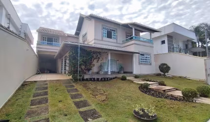 Casa pra Locação ou Venda  em condomínio fechado- Bairro São Pedro - Juiz de Fora/MG