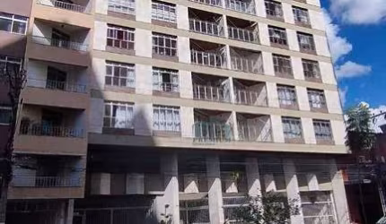Apartamento com 3 Quartos, 2 suítes e Elevador- Centro - Juiz de Fora/MG