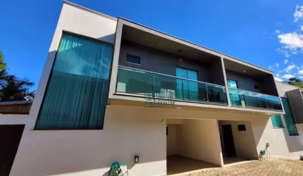 Casa com 2 suítes e 2 vagas- Marilândia