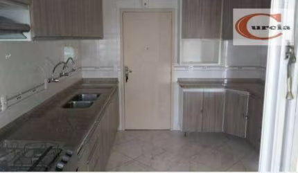 Apartamento a 450 metros do metro Saude