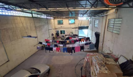 Galpão para alugar, 300 m² por R$ 8.000,00/mês - Cidade Vargas - São Paulo/SP