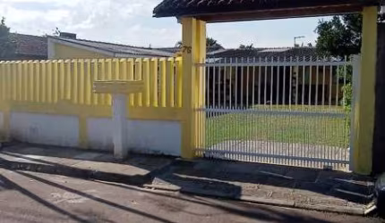 CASA COM TERRENO REGIÃO DE MORADORES