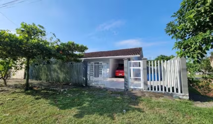 ÓTIMA RESIDÊNCIA EM REGIÃO DE MORADORES!!!!
