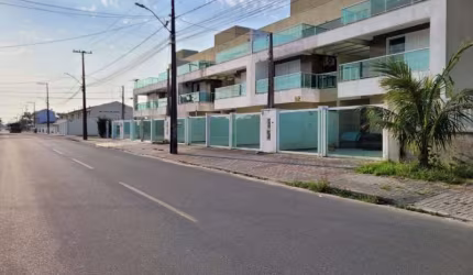 MARAVILHOSO TRIPLEX A POUCOS METROS DO MAR!!!!