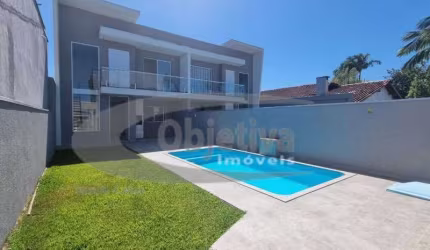 MARAVILHOSO SOBRADO COM  PISCINA!!!!