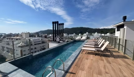 Apartamento com 2 quartos à venda na Avenida dos Dourados, 41, Jurerê Internacional, Florianópolis, 66 m2 por R$ 1.700.000