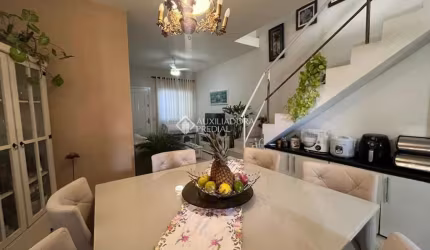 Casa com 3 quartos à venda na Rua Canto das Corujas, 449, São João do Rio Vermelho, Florianópolis, 102 m2 por R$ 695.000