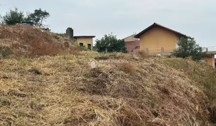 Terreno à venda na Rua Coletor Irineu Comelli, 01, Centro, São José, 1323 m2 por R$ 1.300.000