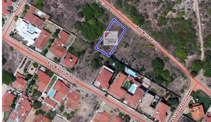 Terreno para venda no bairro da Candelária - Conjunto San Vale - 760 metros. Escriturado. Saneado.