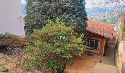 Casa com 2 quartos à venda no Jardim São Paulo, Poços de Caldas  por R$ 280.000