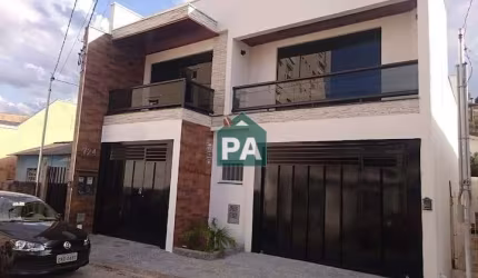 Casa com 4 quartos à venda no Centro, Poços de Caldas  por R$ 1.350.000