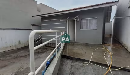 Casa com 3 quartos à venda no Loteamento Campo das Aroeiras, Poços de Caldas  por R$ 480.000
