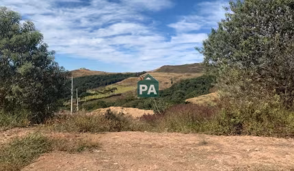 Terreno à venda no Jardim Belvedere, Poços de Caldas  por R$ 400.000
