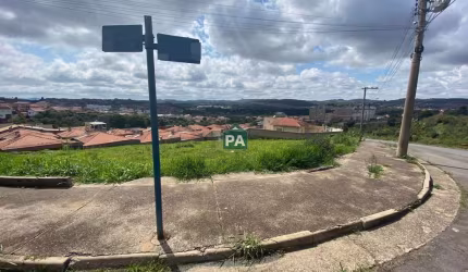 Terreno à venda no Jardim São Bento, Poços de Caldas  por R$ 750.000