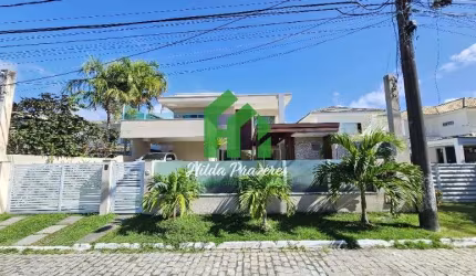 Casa em condomínio fechado com 4 quartos à venda na Rua Priscila B Dutra, 1278, Buraquinho, Lauro de Freitas por R$ 2.200.000