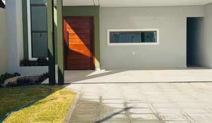 Casa disponível á venda na cidade de Parnaíba  ligue 86 981060359