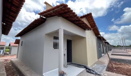 Casa á Venda  em Demerval lobão