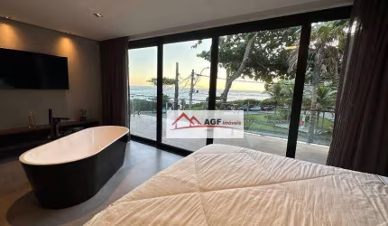 BEIRA MAR, Magnífica casa 04 suítes