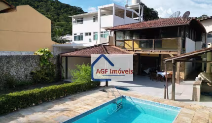 Maravilhosa Casa com 5 dormitórios lote inteiro à venda por R$ 950.000 - Maravista - Niterói/RJ