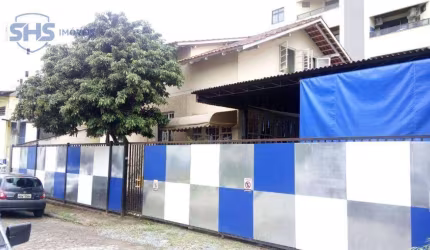Casa com 10 dormitórios à venda, 175 m² por R$ 880.000,00 - Centro - Blumenau/SC
