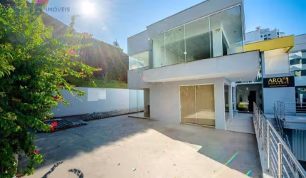 Casa com 4 dormitórios à venda, 477 m² por R$ 2.500.000,00 - Jardim Blumenau - Blumenau/SC