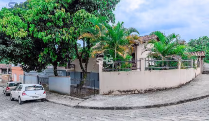Casa com 3 dormitórios à venda, 200 m² por R$ 800.000,00 - Itoupavazinha - Blumenau/SC
