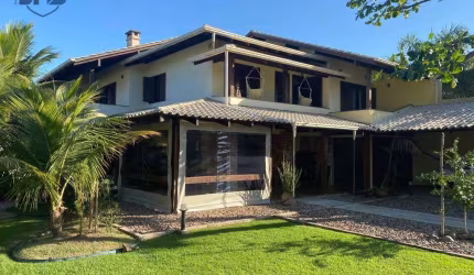 Casa com 4 dormitórios à venda, 143 m² por R$ 3.150.000,00 - Armação - Penha/SC