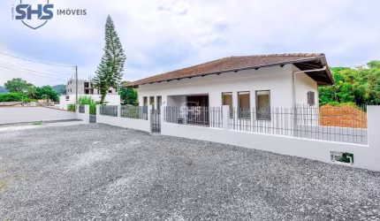 Casa para alugar com 200 m² - Salto do Norte - Blumenau/SC