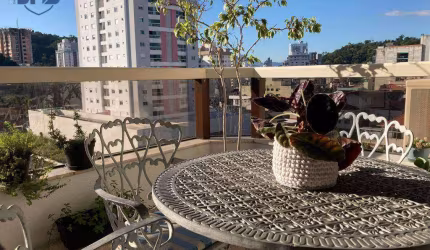 Apartamento com 3 dormitórios, sendo 1 suíte, com 148 m², no bairro Vila Nova em Blumenau