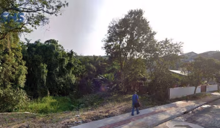 Terreno na Ponta Aguda